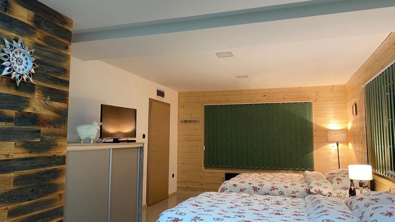 Alexandar Studio Apartman 莫克拉戈拉 外观 照片